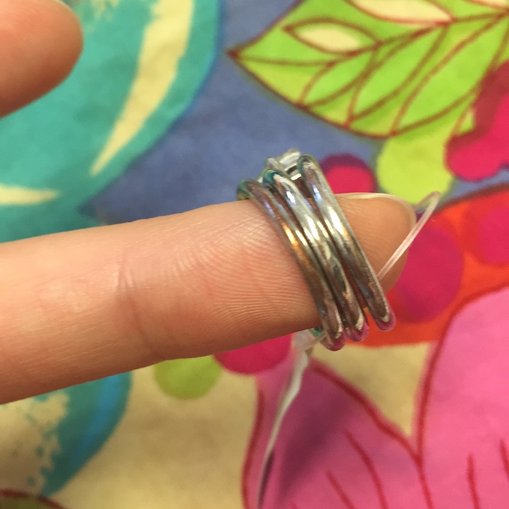 ring - Picture 3 of 4